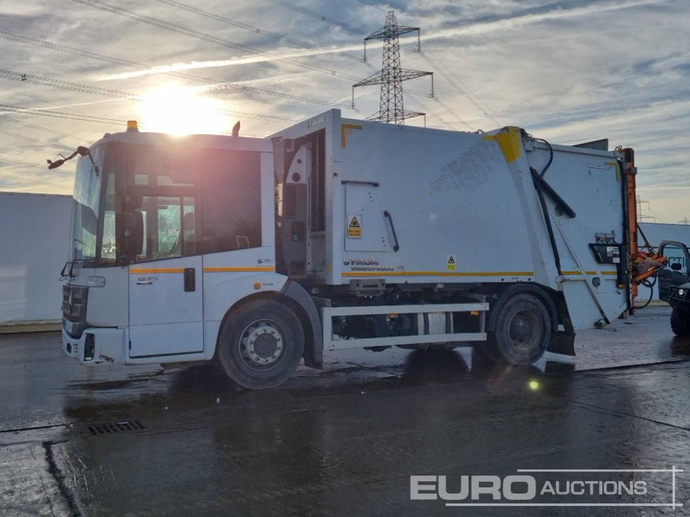 2015 Mercedes Econic - Roska-auto: kuva 2015 Mercedes Econic - Roska-auto 2015 Mercedes Econic - Roska-auto: kuva 2015 Mercedes Econic - Roska-auto