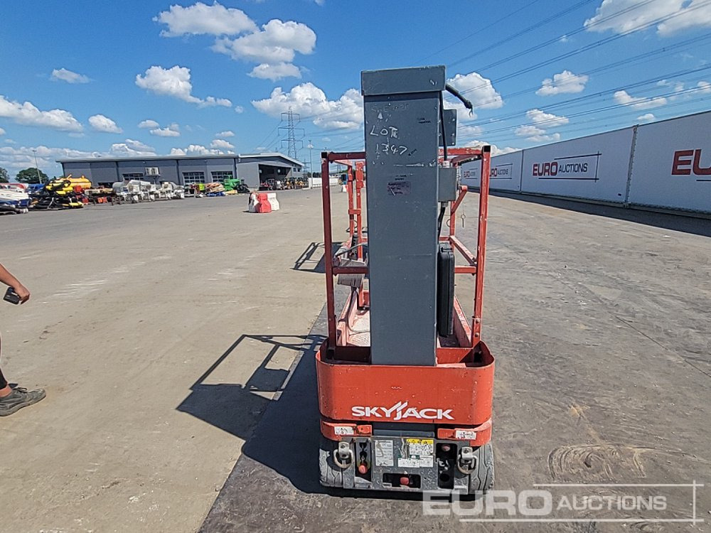2015 SkyJack SJ16 - Henkilönostin: kuva 2015 SkyJack SJ16 - Henkilönostin 2015 SkyJack SJ16 - Henkilönostin: kuva 2015 SkyJack SJ16 - Henkilönostin