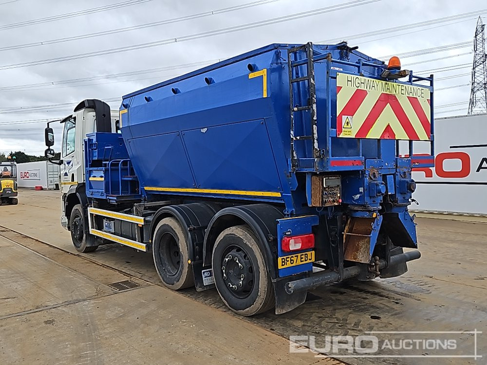 2017 DAF CF320 - Bitumin levittäjä: kuva 2017 DAF CF320 - Bitumin levittäjä 2017 DAF CF320 - Bitumin levittäjä: kuva 2017 DAF CF320 - Bitumin levittäjä