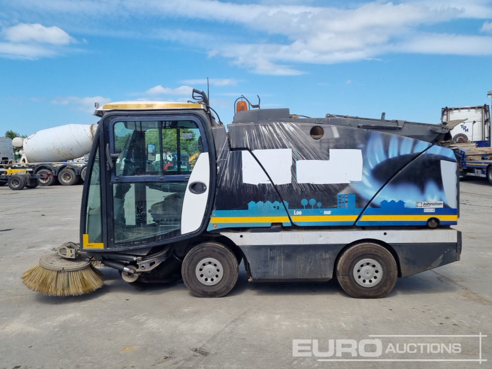 2017 Johnston 4x2 Road Sweeper, Reverse Camera, Automatic Gearbox (Category S Insurance Loss, Runs No Drive) - Lakaisuauto: kuva 2017 Johnston 4x2 Road Sweeper, Reverse Camera, Automatic Gearbox (Category S Insurance Loss, Runs No Drive) - Lakaisuauto 2017 Johnston 4x2 Road Sweeper, Reverse Camera, Automatic Gearbox (Category S Insurance Loss, Runs No Drive) - Lakaisuauto: kuva 2017 Johnston 4x2 Road Sweeper, Reverse Camera, Automatic Gearbox (Category S Insurance Loss, Runs No Drive) - Lakaisuauto