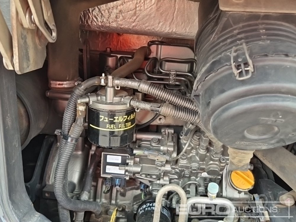 Minikuormaaja 2018 Hitachi ZX33U-5A CLR: kuva Minikuormaaja 2018 Hitachi ZX33U-5A CLR