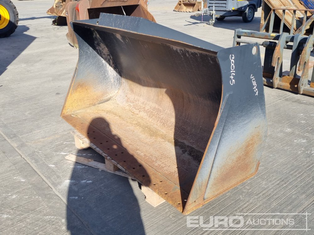 2018 JCB 74" Loading Bucket to suit Wheeled Loader - Kauha: kuva 2018 JCB 74" Loading Bucket to suit Wheeled Loader - Kauha 2018 JCB 74" Loading Bucket to suit Wheeled Loader - Kauha: kuva 2018 JCB 74" Loading Bucket to suit Wheeled Loader - Kauha