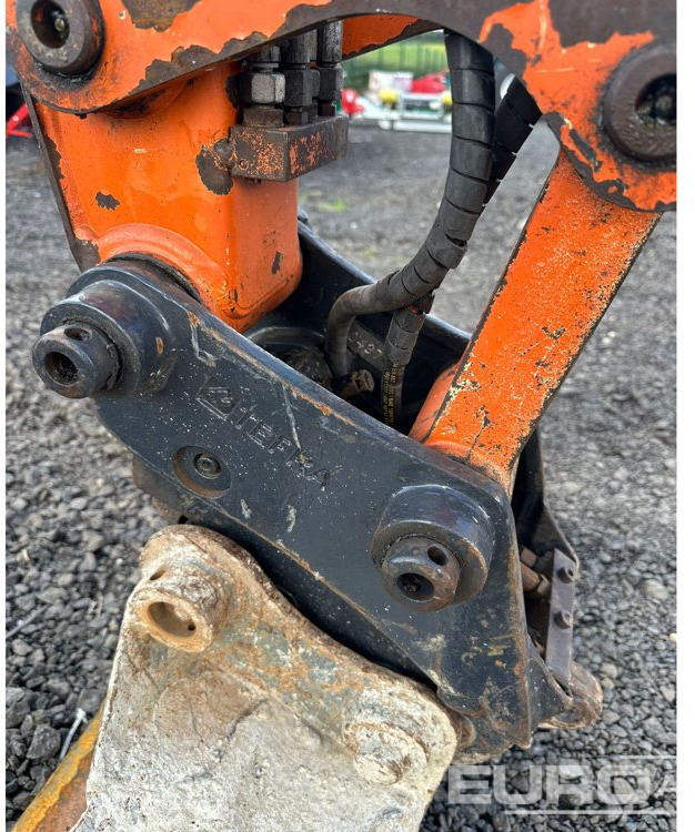2019 Hitachi ZX26U-6 CR - Minikuormaaja: kuva 2019 Hitachi ZX26U-6 CR - Minikuormaaja 2019 Hitachi ZX26U-6 CR - Minikuormaaja: kuva 2019 Hitachi ZX26U-6 CR - Minikuormaaja