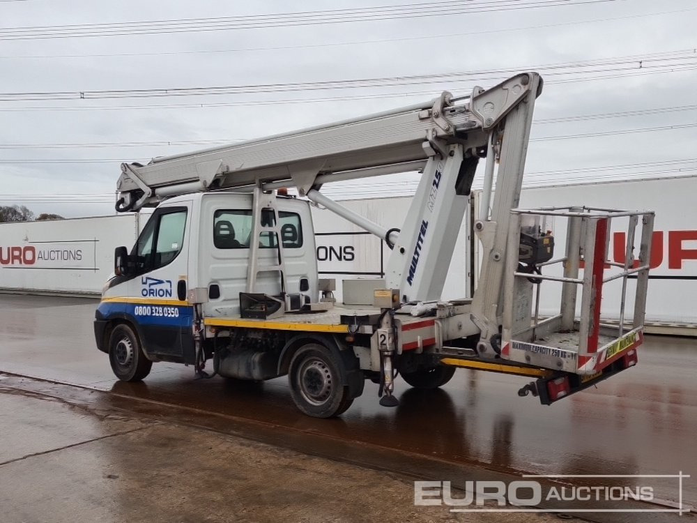2019 Iveco 6 Speed Access Platform Van, Stabilsers, Multitel MZ250 Articulated Telescopic Boomlift, (Damaged Boom) (Reg. Docs. Available) - Pikkubussi: kuva 2019 Iveco 6 Speed Access Platform Van, Stabilsers, Multitel MZ250 Articulated Telescopic Boomlift, (Damaged Boom) (Reg. Docs. Available) - Pikkubussi 2019 Iveco 6 Speed Access Platform Van, Stabilsers, Multitel MZ250 Articulated Telescopic Boomlift, (Damaged Boom) (Reg. Docs. Available) - Pikkubussi: kuva 2019 Iveco 6 Speed Access Platform Van, Stabilsers, Multitel MZ250 Articulated Telescopic Boomlift, (Damaged Boom) (Reg. Docs. Available) - Pikkubussi