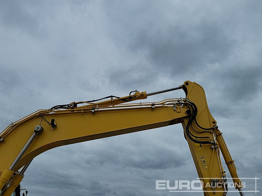 Telakaivukone 2019 Komatsu HB215LC-3: kuva Telakaivukone 2019 Komatsu HB215LC-3