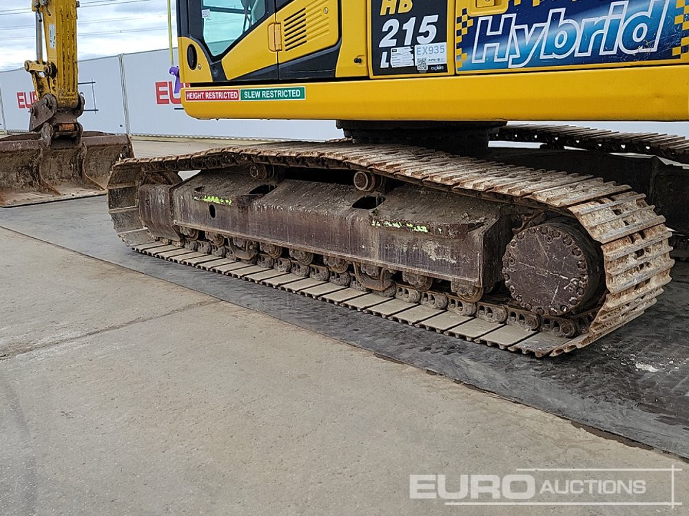 Telakaivukone 2019 Komatsu HB215LC-3: kuva Telakaivukone 2019 Komatsu HB215LC-3