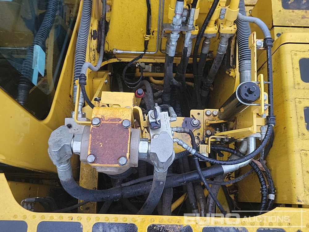 Telakaivukone 2019 Komatsu PC210LC-11: kuva Telakaivukone 2019 Komatsu PC210LC-11 Telakaivukone 2019 Komatsu PC210LC-11: kuva Telakaivukone 2019 Komatsu PC210LC-11