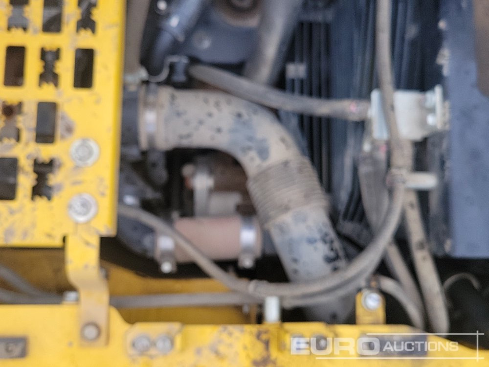 Telakaivukone 2019 Komatsu PC210LC-11: kuva Telakaivukone 2019 Komatsu PC210LC-11 Telakaivukone 2019 Komatsu PC210LC-11: kuva Telakaivukone 2019 Komatsu PC210LC-11