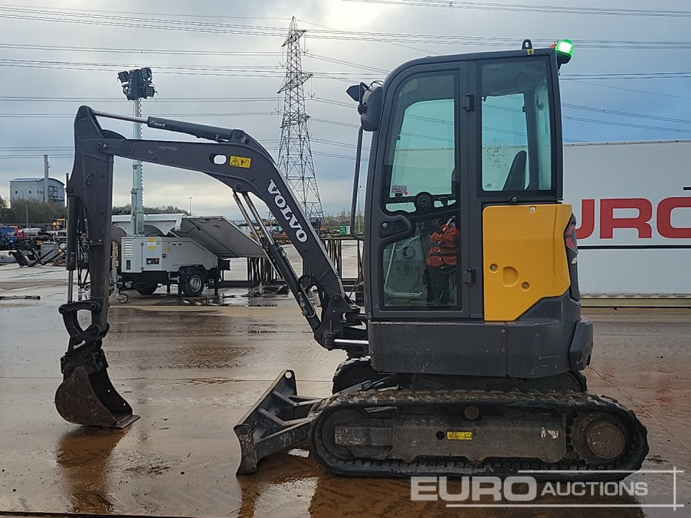 2019 Volvo ECR25D - Minikuormaaja: kuva 2019 Volvo ECR25D - Minikuormaaja 2019 Volvo ECR25D - Minikuormaaja: kuva 2019 Volvo ECR25D - Minikuormaaja