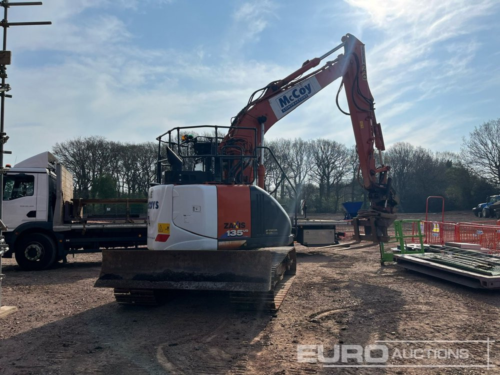 2020 Hitachi ZX135USBL-6 - Telakaivukone: kuva 2020 Hitachi ZX135USBL-6 - Telakaivukone 2020 Hitachi ZX135USBL-6 - Telakaivukone: kuva 2020 Hitachi ZX135USBL-6 - Telakaivukone