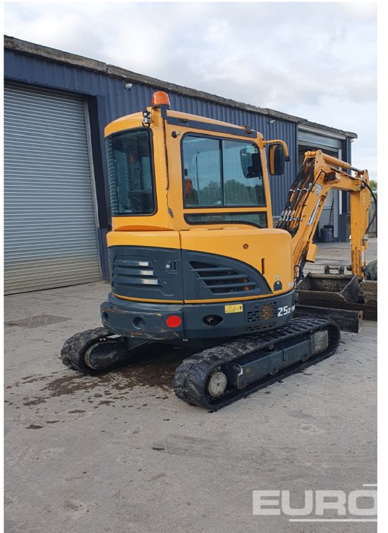 2020 Hyundai ROBEX25Z-9AK - Minikuormaaja: kuva 2020 Hyundai ROBEX25Z-9AK - Minikuormaaja 2020 Hyundai ROBEX25Z-9AK - Minikuormaaja: kuva 2020 Hyundai ROBEX25Z-9AK - Minikuormaaja