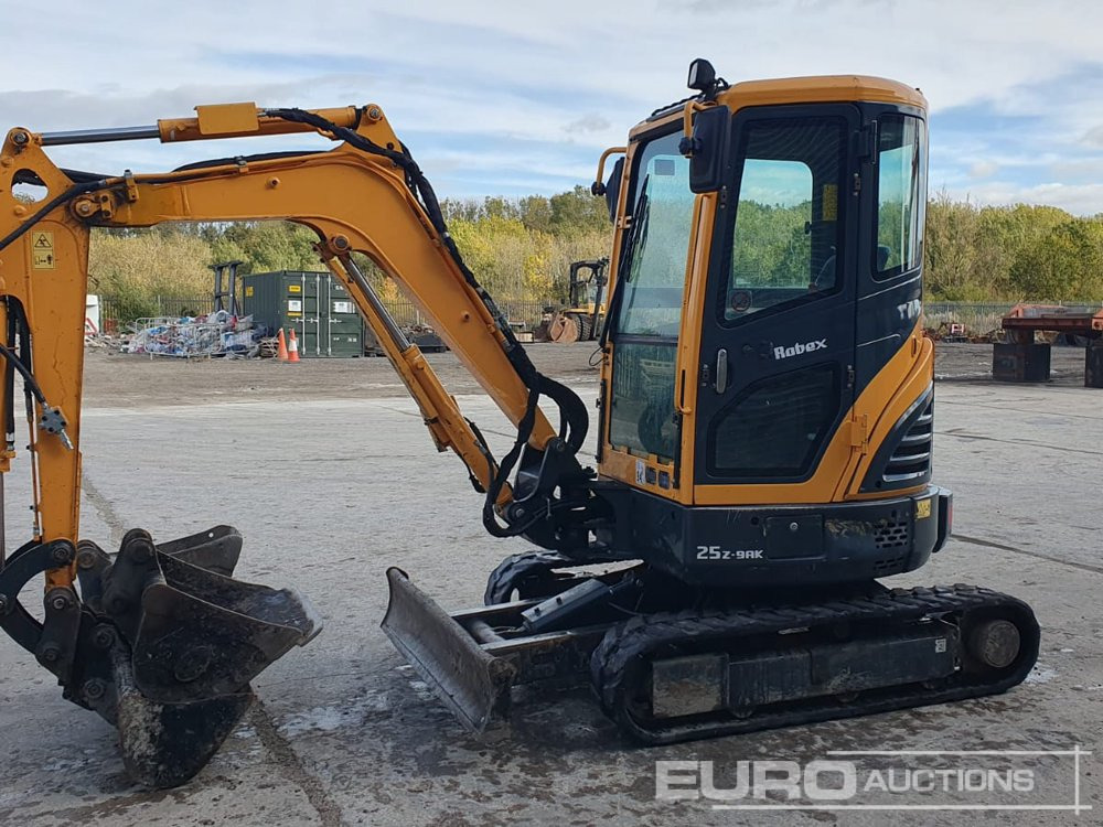 2020 Hyundai ROBEX25Z-9AK - Minikuormaaja: kuva 2020 Hyundai ROBEX25Z-9AK - Minikuormaaja 2020 Hyundai ROBEX25Z-9AK - Minikuormaaja: kuva 2020 Hyundai ROBEX25Z-9AK - Minikuormaaja