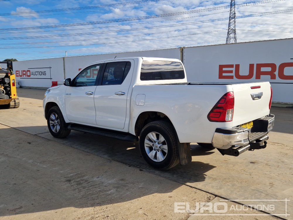 2020 Toyota Hilux - Avolava-auto: kuva 2020 Toyota Hilux - Avolava-auto 2020 Toyota Hilux - Avolava-auto: kuva 2020 Toyota Hilux - Avolava-auto