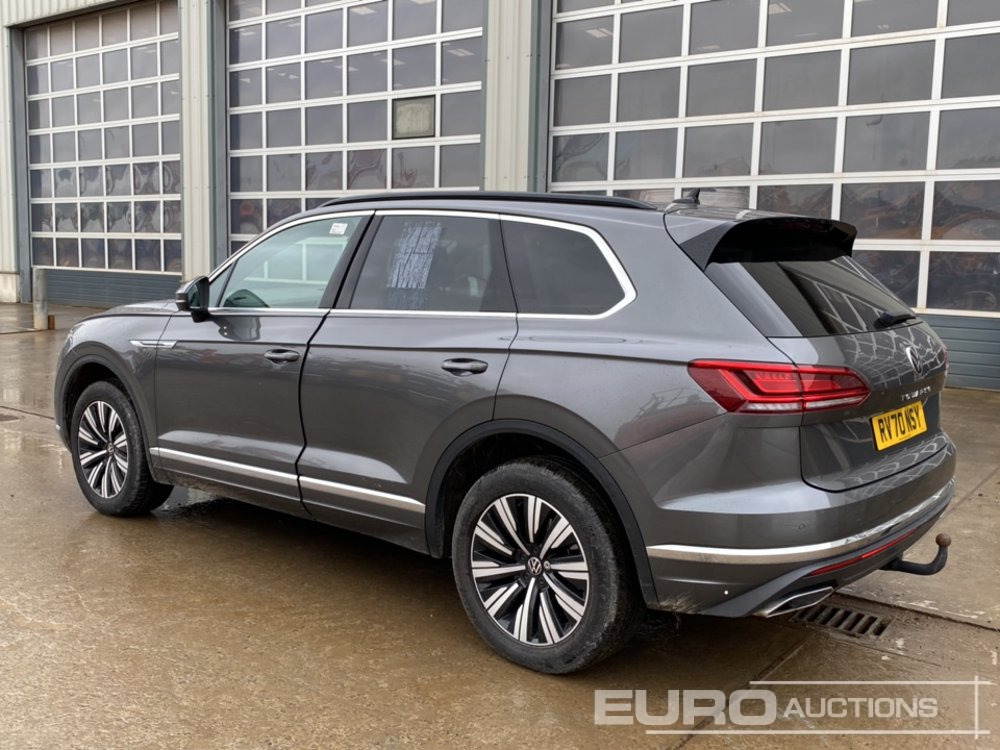 2020 Volkswagen Touareg - Maasturi/ Katumaasturi: kuva 2020 Volkswagen Touareg - Maasturi/ Katumaasturi 2020 Volkswagen Touareg - Maasturi/ Katumaasturi: kuva 2020 Volkswagen Touareg - Maasturi/ Katumaasturi