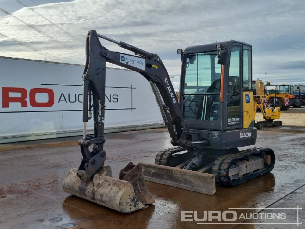 2020 Volvo ECR25D - Minikuormaaja: kuva 2020 Volvo ECR25D - Minikuormaaja 2020 Volvo ECR25D - Minikuormaaja: kuva 2020 Volvo ECR25D - Minikuormaaja