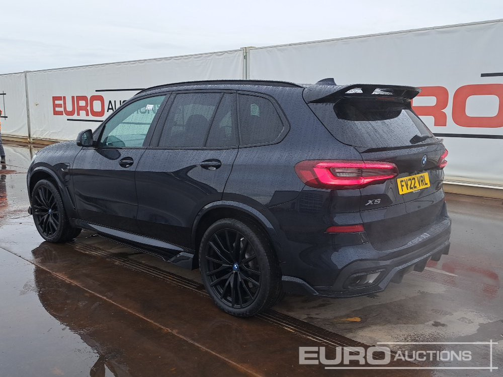 2022 BMW X5 45E M-Sport - Maasturi/ Katumaasturi: kuva 2022 BMW X5 45E M-Sport - Maasturi/ Katumaasturi 2022 BMW X5 45E M-Sport - Maasturi/ Katumaasturi: kuva 2022 BMW X5 45E M-Sport - Maasturi/ Katumaasturi