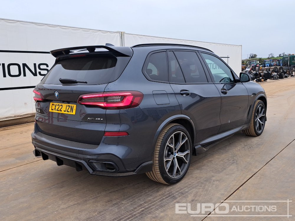 2022 BMW X5 45E M-Sport - Maasturi/ Katumaasturi: kuva 2022 BMW X5 45E M-Sport - Maasturi/ Katumaasturi 2022 BMW X5 45E M-Sport - Maasturi/ Katumaasturi: kuva 2022 BMW X5 45E M-Sport - Maasturi/ Katumaasturi