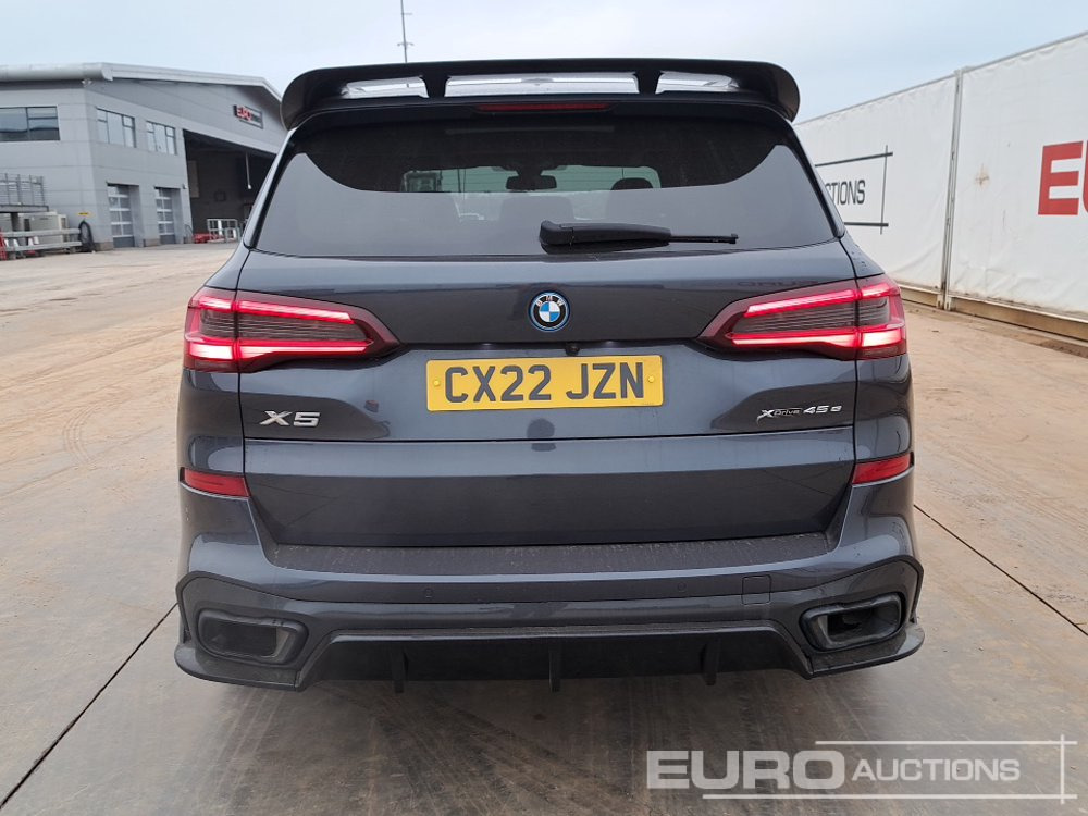 2022 BMW X5 45E M-Sport - Maasturi/ Katumaasturi: kuva 2022 BMW X5 45E M-Sport - Maasturi/ Katumaasturi 2022 BMW X5 45E M-Sport - Maasturi/ Katumaasturi: kuva 2022 BMW X5 45E M-Sport - Maasturi/ Katumaasturi