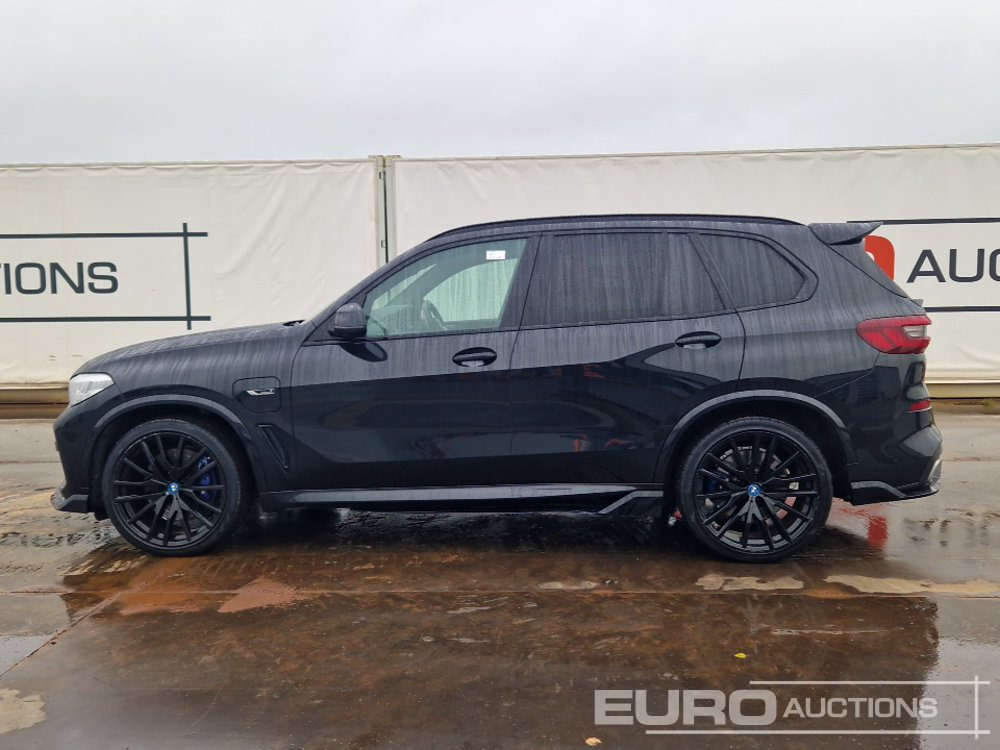 2022 BMW X5 45E M-Sport - Maasturi/ Katumaasturi: kuva 2022 BMW X5 45E M-Sport - Maasturi/ Katumaasturi 2022 BMW X5 45E M-Sport - Maasturi/ Katumaasturi: kuva 2022 BMW X5 45E M-Sport - Maasturi/ Katumaasturi
