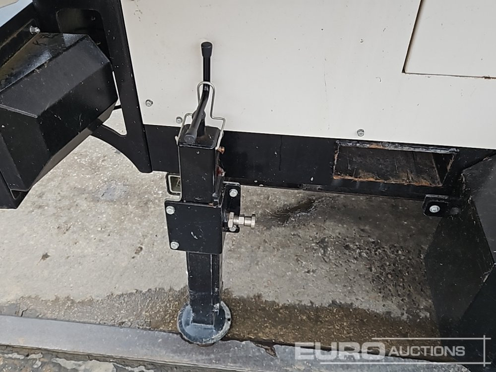 Valopylväs 2022 Trime X SOLAR: kuva Valopylväs 2022 Trime X SOLAR