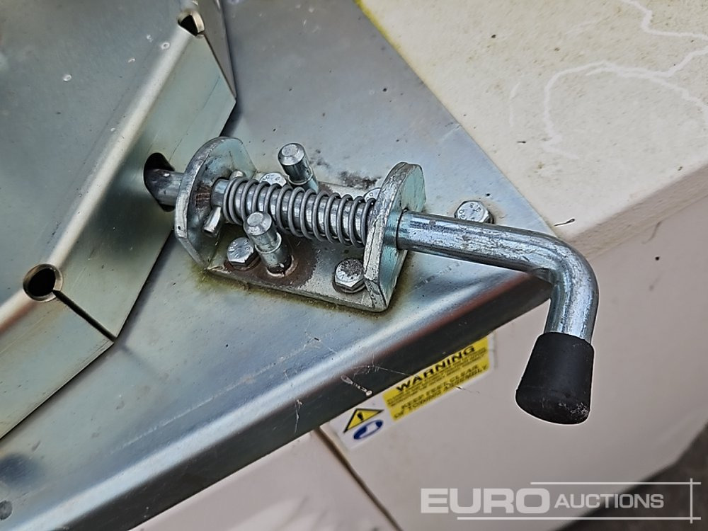 Valopylväs 2022 Trime X SOLAR: kuva Valopylväs 2022 Trime X SOLAR