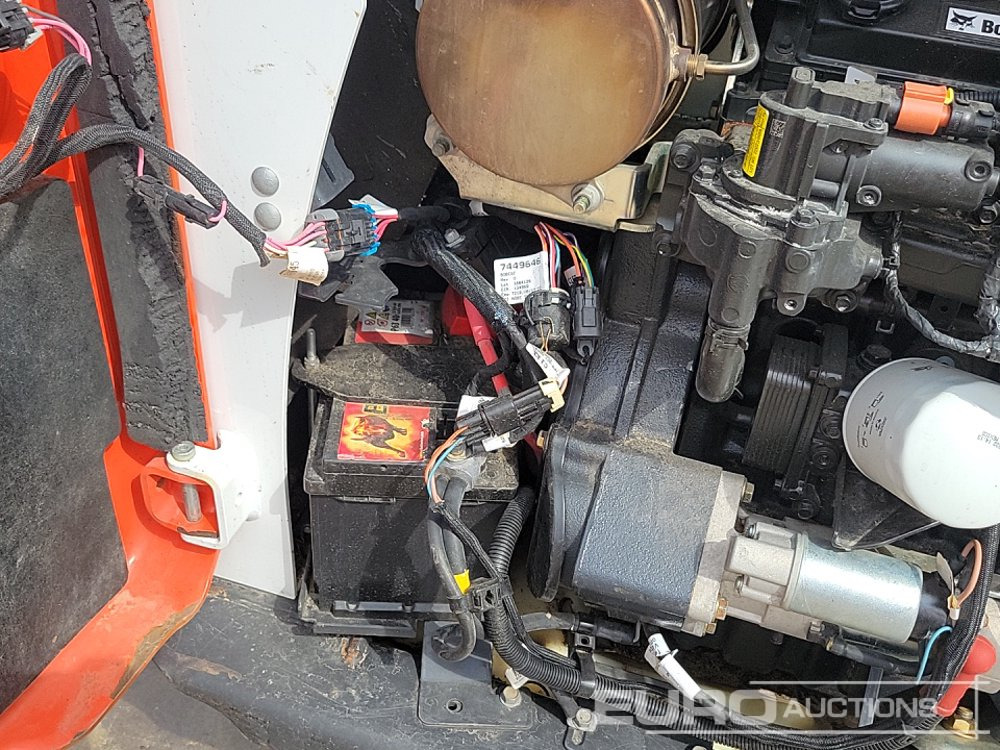 Liukuohjattu kuormaaja 2023 Bobcat T590: kuva Liukuohjattu kuormaaja 2023 Bobcat T590