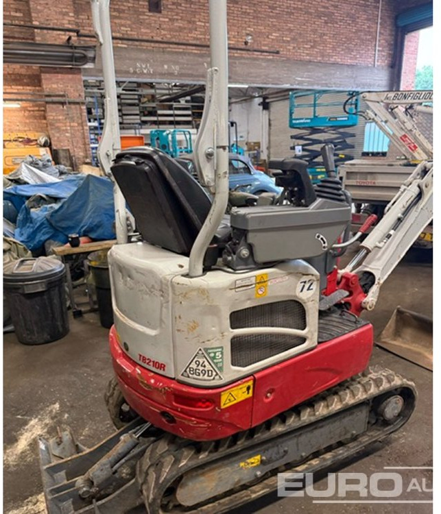 2023 Takeuchi TB210R - Minikuormaaja: kuva 2023 Takeuchi TB210R - Minikuormaaja 2023 Takeuchi TB210R - Minikuormaaja: kuva 2023 Takeuchi TB210R - Minikuormaaja