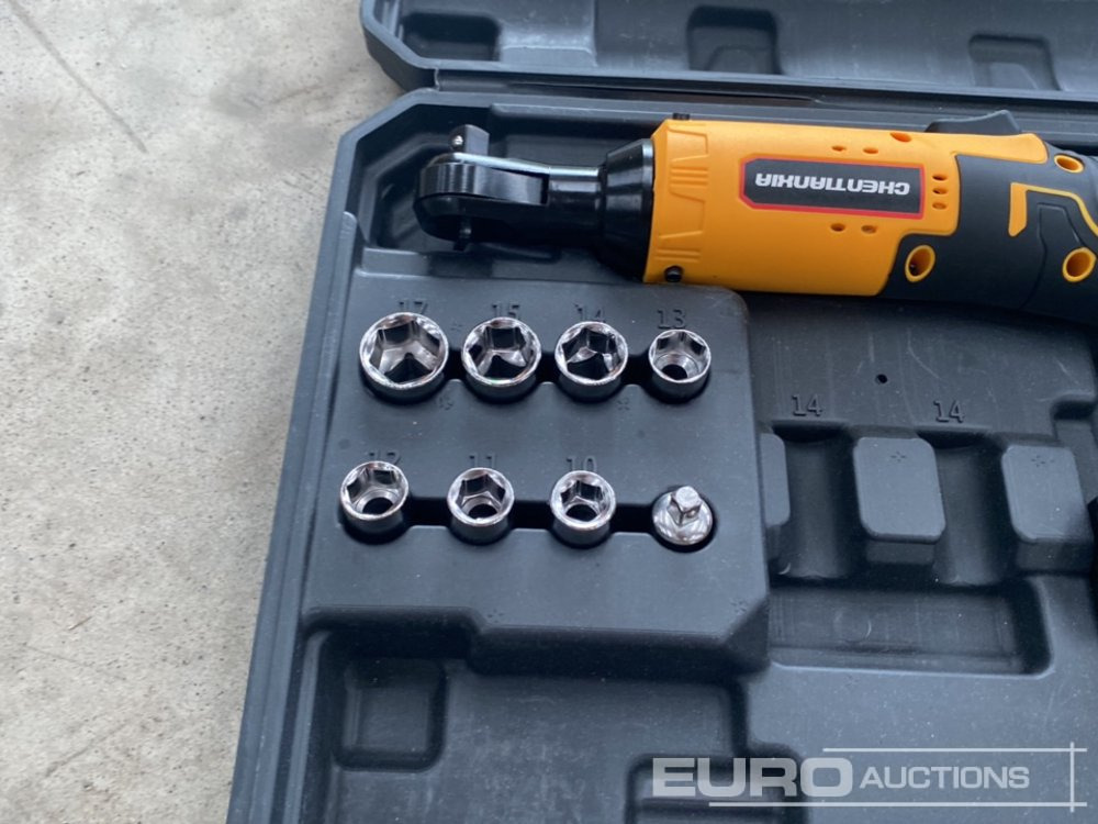 3/8" Slimline 12V Ratchet Driver, Batteries, Charger, Sockets - Korjaamolaitteet: kuva 3/8" Slimline 12V Ratchet Driver, Batteries, Charger, Sockets - Korjaamolaitteet 3/8" Slimline 12V Ratchet Driver, Batteries, Charger, Sockets - Korjaamolaitteet: kuva 3/8" Slimline 12V Ratchet Driver, Batteries, Charger, Sockets - Korjaamolaitteet