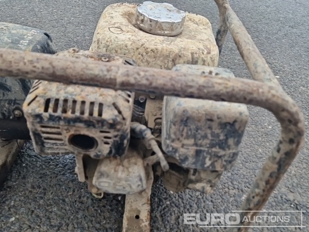 3Kva Petrol Generator, Honda Engine - Sähkögeneraattori: kuva 3Kva Petrol Generator, Honda Engine - Sähkögeneraattori 3Kva Petrol Generator, Honda Engine - Sähkögeneraattori: kuva 3Kva Petrol Generator, Honda Engine - Sähkögeneraattori