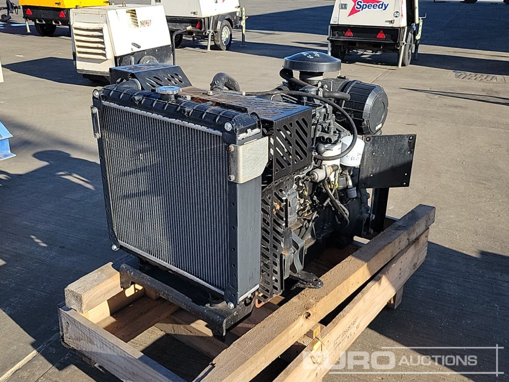 4 Cylinder Engine - Moottori: kuva 4 Cylinder Engine - Moottori 4 Cylinder Engine - Moottori: kuva 4 Cylinder Engine - Moottori