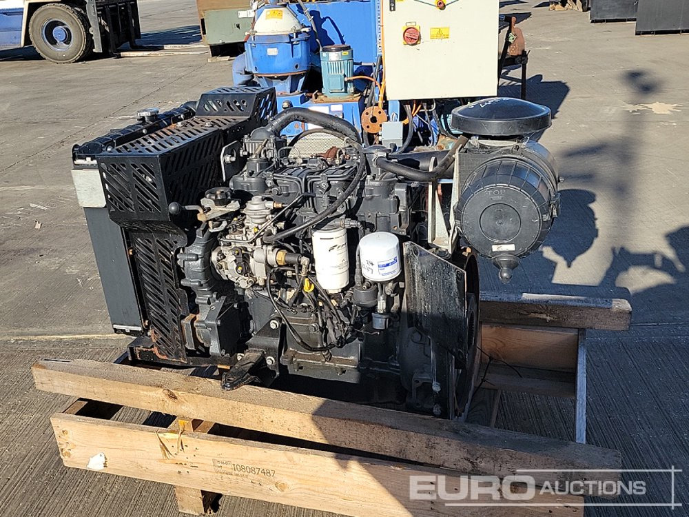 4 Cylinder Engine - Moottori: kuva 4 Cylinder Engine - Moottori 4 Cylinder Engine - Moottori: kuva 4 Cylinder Engine - Moottori