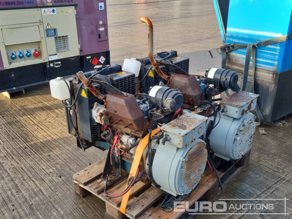 6.5kVA Generator, Kubota Engine (2 of) - Sähkögeneraattori: kuva 6.5kVA Generator, Kubota Engine (2 of) - Sähkögeneraattori 6.5kVA Generator, Kubota Engine (2 of) - Sähkögeneraattori: kuva 6.5kVA Generator, Kubota Engine (2 of) - Sähkögeneraattori
