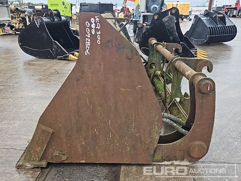 Atlas 92" Hi Tip Bucket to suit Wheeled Loader - Kauha: kuva Atlas 92" Hi Tip Bucket to suit Wheeled Loader - Kauha Atlas 92" Hi Tip Bucket to suit Wheeled Loader - Kauha: kuva Atlas 92" Hi Tip Bucket to suit Wheeled Loader - Kauha