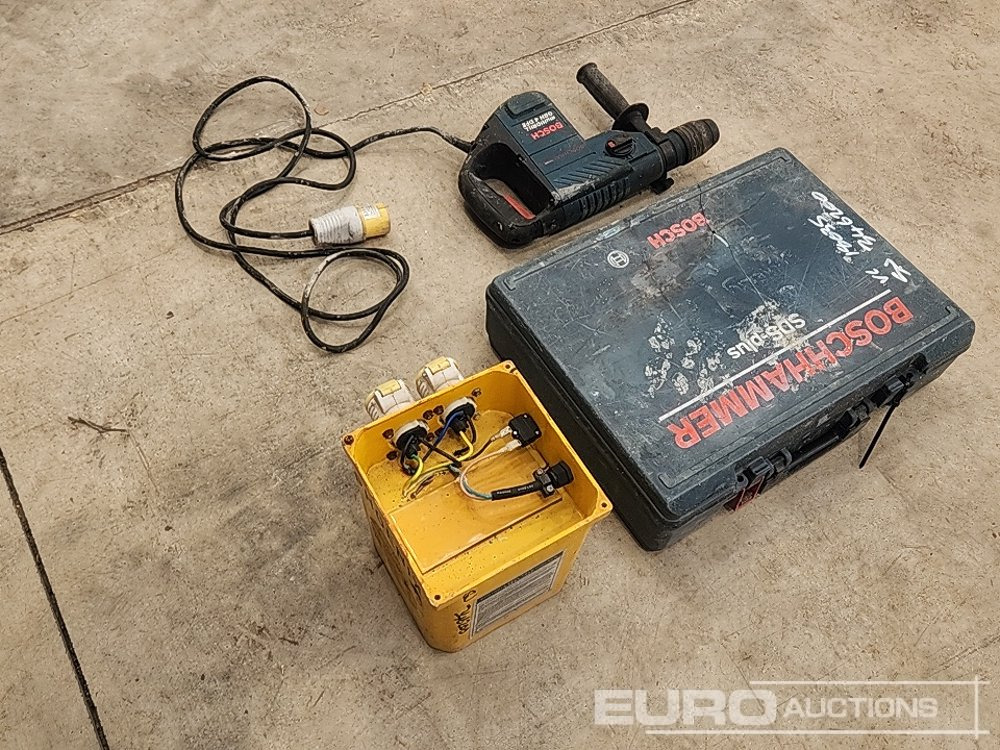 Bosch GBH 4 DFE 110 Volt Multi Drill & 110 Volt Transformer (2 of) (Spares) - Rakennustarvikkeet: kuva Bosch GBH 4 DFE 110 Volt Multi Drill & 110 Volt Transformer (2 of) (Spares) - Rakennustarvikkeet Bosch GBH 4 DFE 110 Volt Multi Drill & 110 Volt Transformer (2 of) (Spares) - Rakennustarvikkeet: kuva Bosch GBH 4 DFE 110 Volt Multi Drill & 110 Volt Transformer (2 of) (Spares) - Rakennustarvikkeet