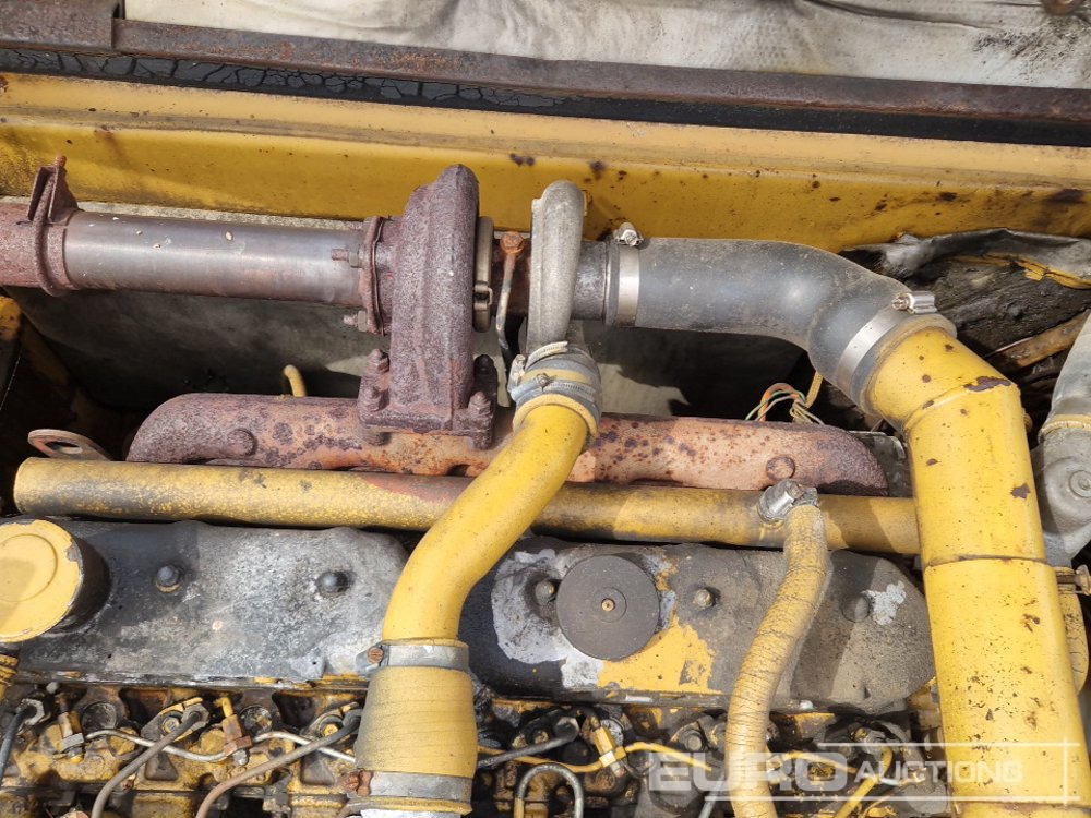 Telakaivukone CAT 320: kuva Telakaivukone CAT 320