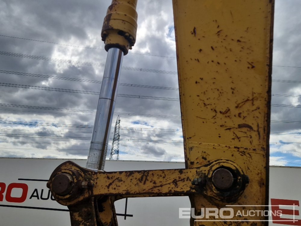 Telakaivukone CAT 320: kuva Telakaivukone CAT 320