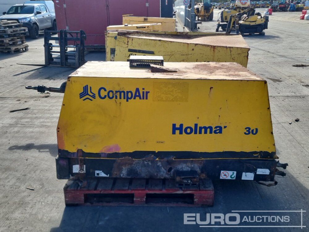 Comp Air Compressor (Engine Missing), Atlas Copco Single Axle Compressor (Engine Missing), Comp Air Single Axle Compressor (Engine Missing) - Ilmakompressori: kuva Comp Air Compressor (Engine Missing), Atlas Copco Single Axle Compressor (Engine Missing), Comp Air Single Axle Compressor (Engine Missing) - Ilmakompressori Comp Air Compressor (Engine Missing), Atlas Copco Single Axle Compressor (Engine Missing), Comp Air Single Axle Compressor (Engine Missing) - Ilmakompressori: kuva Comp Air Compressor (Engine Missing), Atlas Copco Single Axle Compressor (Engine Missing), Comp Air Single Axle Compressor (Engine Missing) - Ilmakompressori