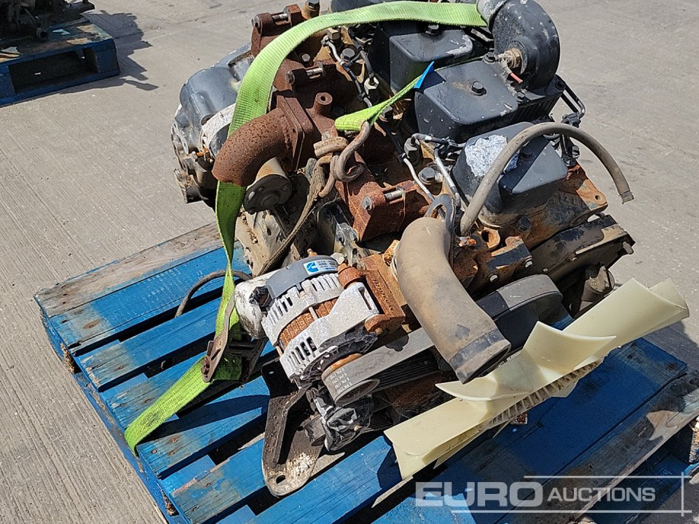 Moottori Cummins 4 Cylinder Engine: kuva Moottori Cummins 4 Cylinder Engine