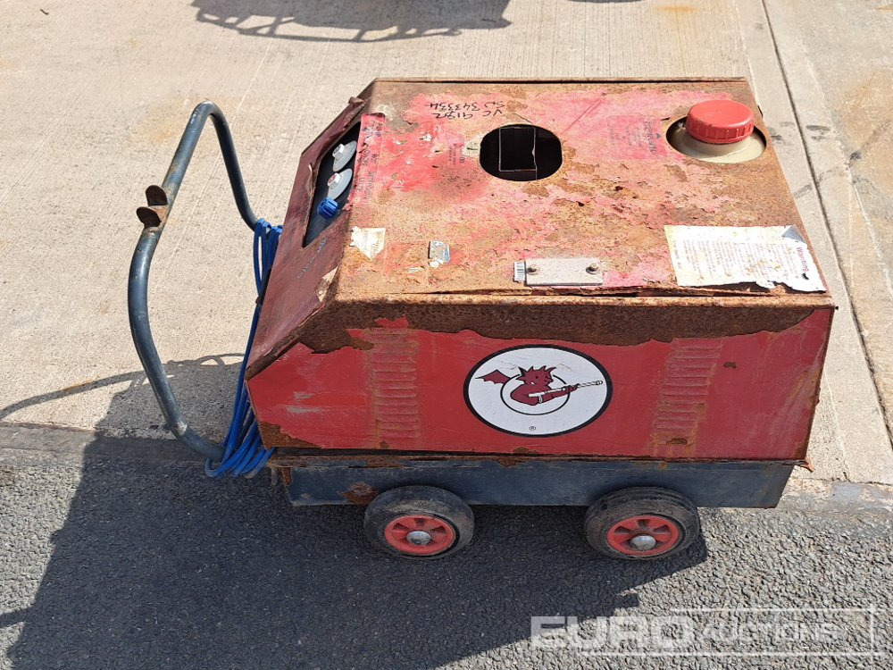 Demon 240 Volt Hot Pressure Washer - Painepesuri: kuva Demon 240 Volt Hot Pressure Washer - Painepesuri Demon 240 Volt Hot Pressure Washer - Painepesuri: kuva Demon 240 Volt Hot Pressure Washer - Painepesuri