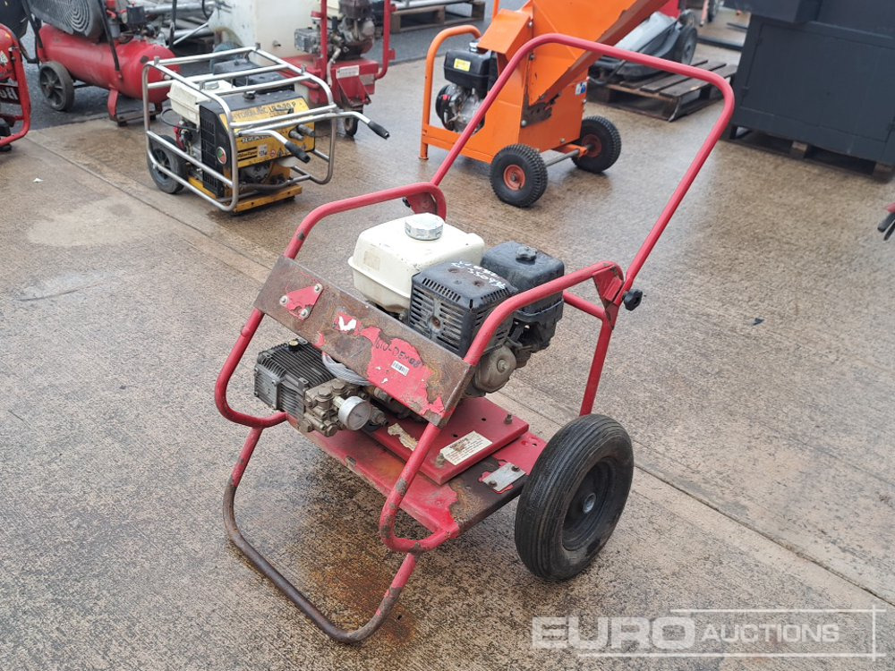 Demon Petrol Pressure Washer, Honda Engine - Painepesuri: kuva Demon Petrol Pressure Washer, Honda Engine - Painepesuri Demon Petrol Pressure Washer, Honda Engine - Painepesuri: kuva Demon Petrol Pressure Washer, Honda Engine - Painepesuri