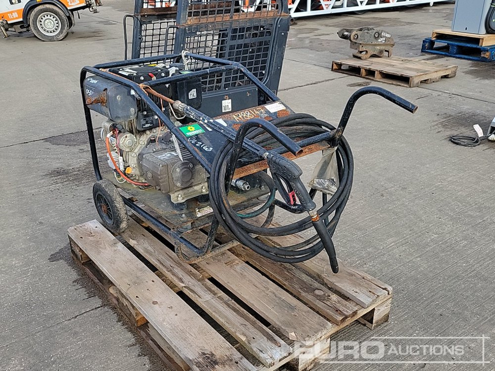 Diesel Pressure Washer, Yanmar Engine - Painepesuri: kuva Diesel Pressure Washer, Yanmar Engine - Painepesuri Diesel Pressure Washer, Yanmar Engine - Painepesuri: kuva Diesel Pressure Washer, Yanmar Engine - Painepesuri