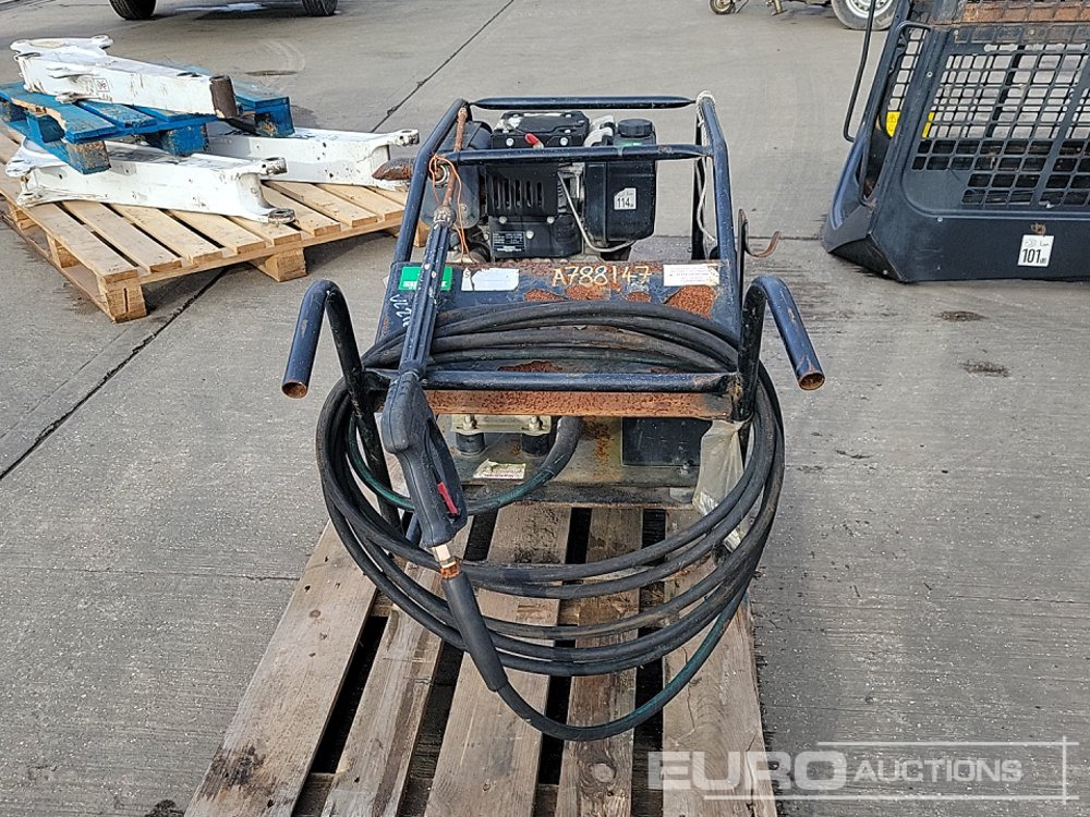 Diesel Pressure Washer, Yanmar Engine - Painepesuri: kuva Diesel Pressure Washer, Yanmar Engine - Painepesuri Diesel Pressure Washer, Yanmar Engine - Painepesuri: kuva Diesel Pressure Washer, Yanmar Engine - Painepesuri