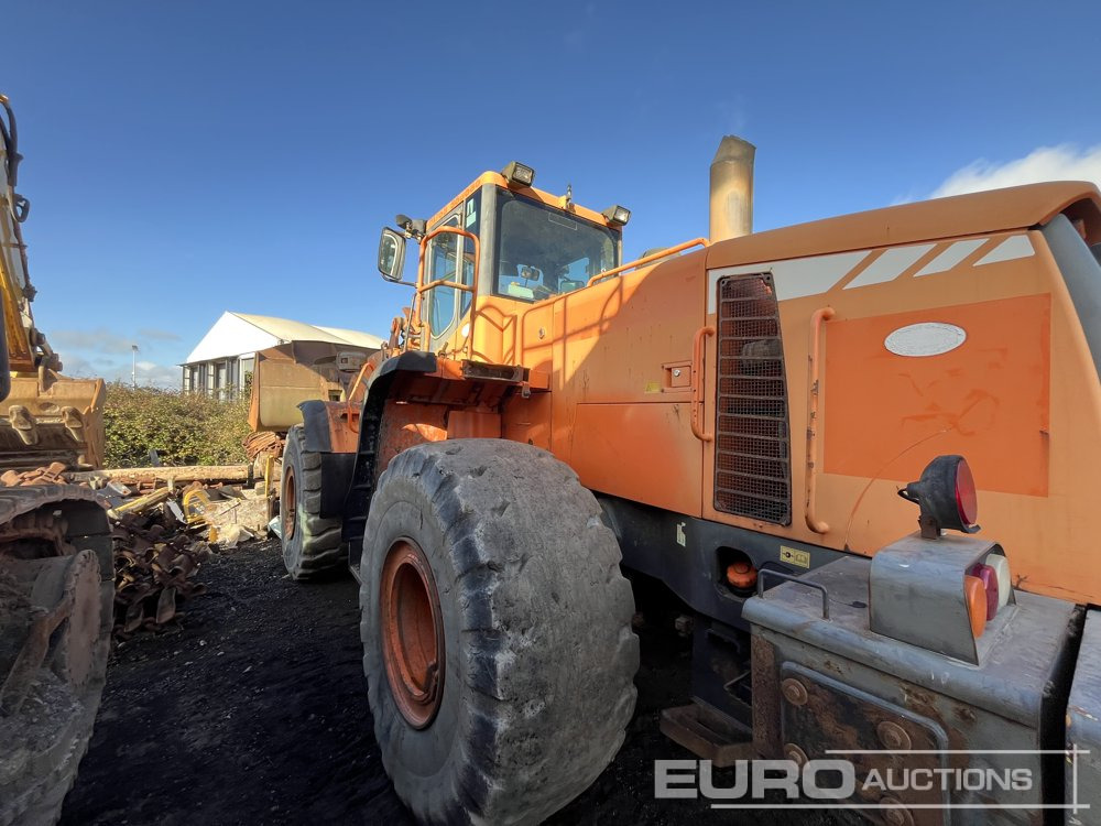 Doosan DL400 - Pyöräkuormaaja: kuva Doosan DL400 - Pyöräkuormaaja Doosan DL400 - Pyöräkuormaaja: kuva Doosan DL400 - Pyöräkuormaaja