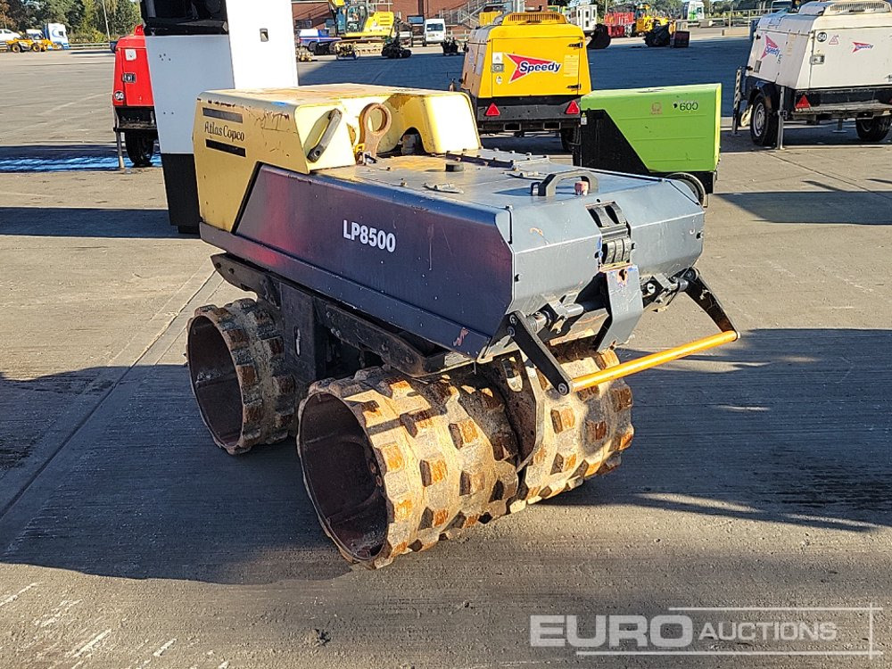 Dynapac LP8500 - Asfaltinlaskija: kuva Dynapac LP8500 - Asfaltinlaskija Dynapac LP8500 - Asfaltinlaskija: kuva Dynapac LP8500 - Asfaltinlaskija