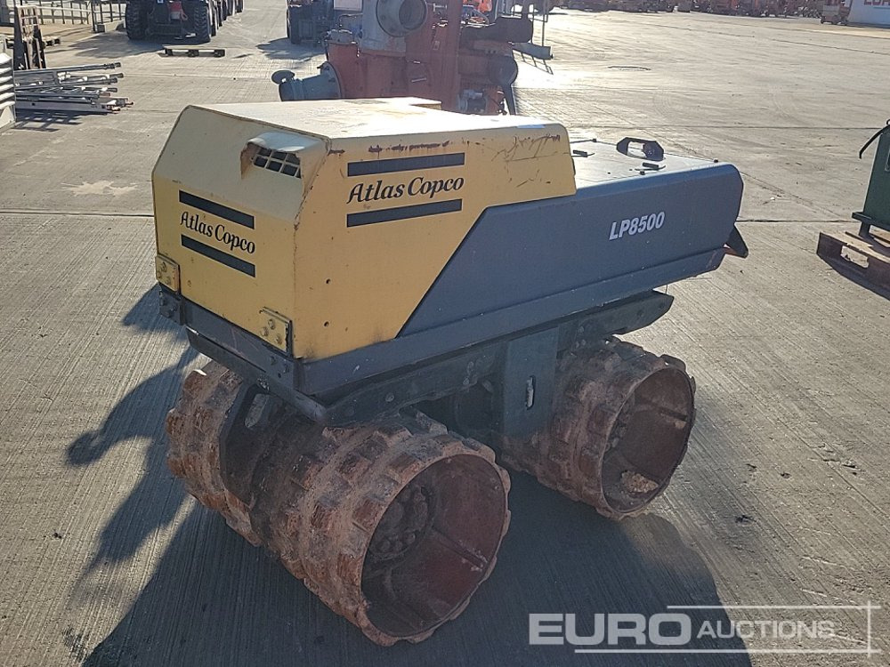 Dynapac LP8500 - Asfaltinlaskija: kuva Dynapac LP8500 - Asfaltinlaskija Dynapac LP8500 - Asfaltinlaskija: kuva Dynapac LP8500 - Asfaltinlaskija