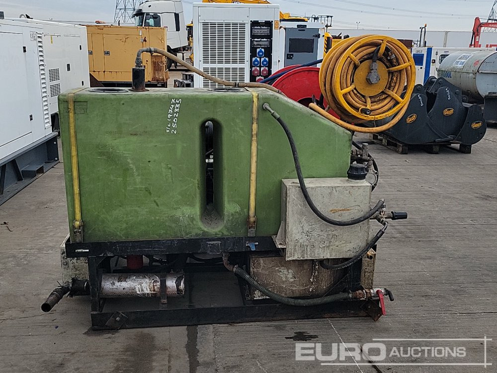 Flowplant Hig Pressure Water Jetter, Yanmar Engine - Painepesuri: kuva Flowplant Hig Pressure Water Jetter, Yanmar Engine - Painepesuri Flowplant Hig Pressure Water Jetter, Yanmar Engine - Painepesuri: kuva Flowplant Hig Pressure Water Jetter, Yanmar Engine - Painepesuri