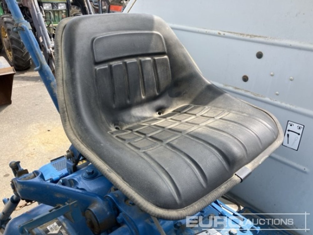 Ford 4630 - Traktori: kuva Ford 4630 - Traktori Ford 4630 - Traktori: kuva Ford 4630 - Traktori