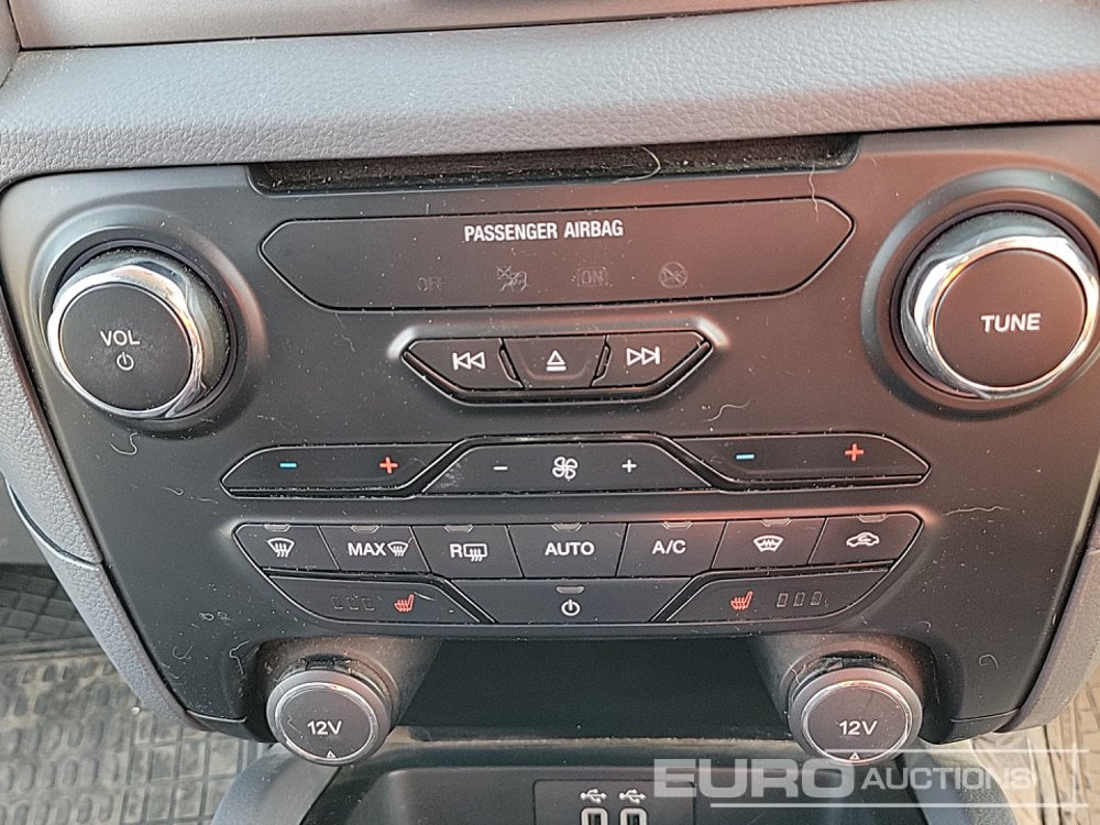 Avolava-auto Ford Ranger: kuva Avolava-auto Ford Ranger