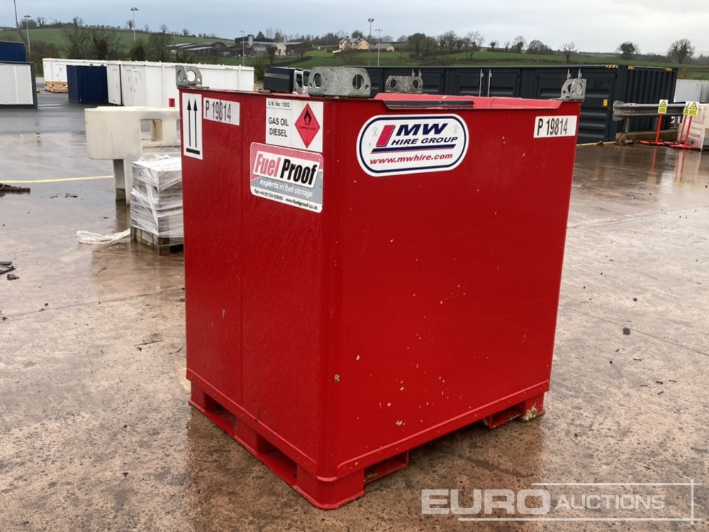 Fuel Proof 900Litre Static Fuel Bowser - Varastosäiliö: kuva Fuel Proof 900Litre Static Fuel Bowser - Varastosäiliö Fuel Proof 900Litre Static Fuel Bowser - Varastosäiliö: kuva Fuel Proof 900Litre Static Fuel Bowser - Varastosäiliö