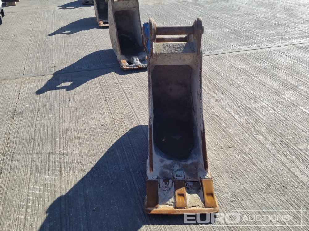 Kauha Geith 18" Digging Bucket 65mm Pin to suit 13 Ton Excavator: kuva Kauha Geith 18" Digging Bucket 65mm Pin to suit 13 Ton Excavator
